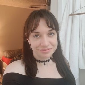 Meet your Posher, Jillian